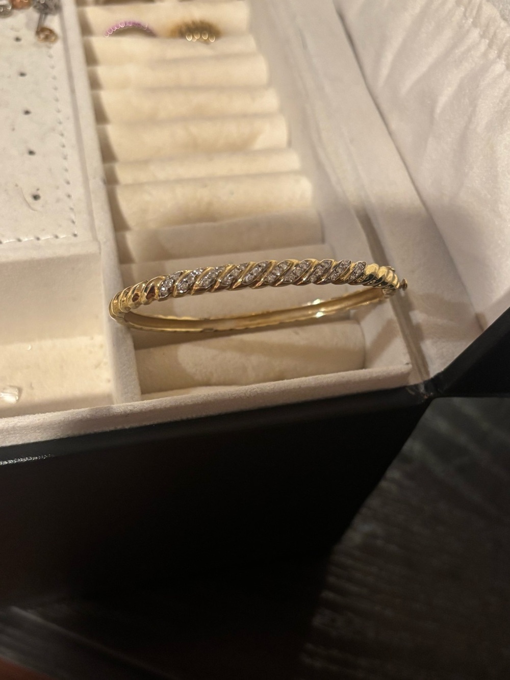 14k yellow gold and diamond hinged bracelet